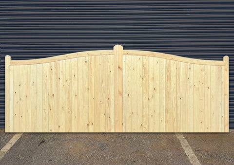 Wooden Garden Gate - Ingbirchworth Driveway Design