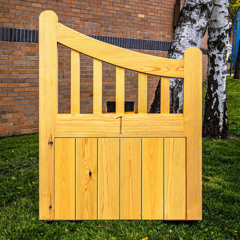 Wooden Garden Gate - Kingstone Cottage Design