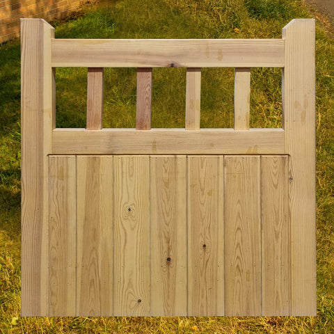 Wooden Garden Gate - Straight Cottage Design